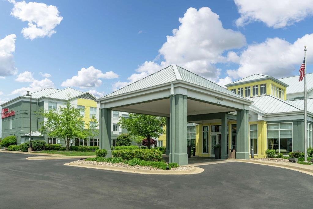 Hilton Garden Inn Louisville East Hotel photo
