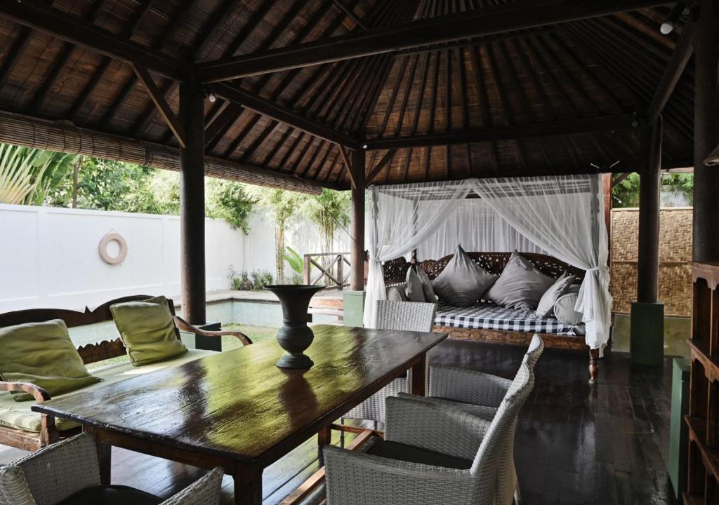 Kolonial House