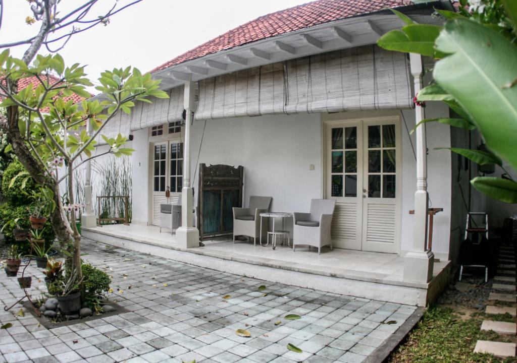 Kolonial House