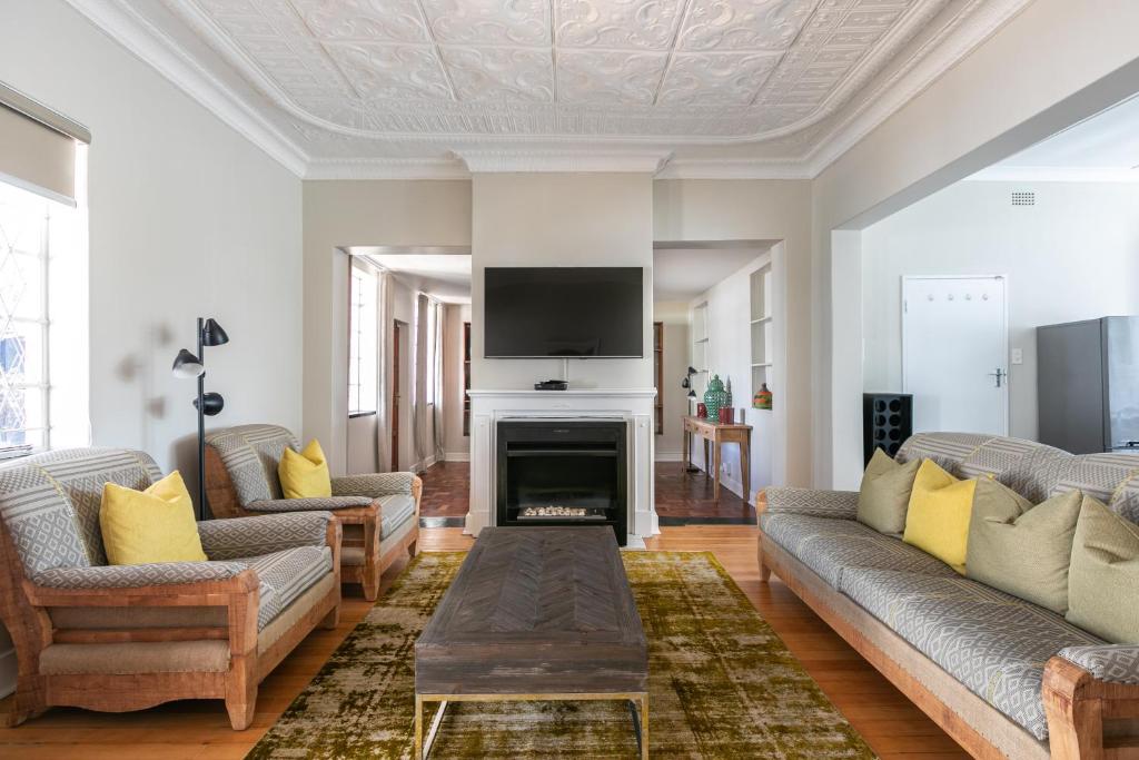 Tranquil & Secure 3bed home 2km 2 Emmarentia Dam, Johannesburg