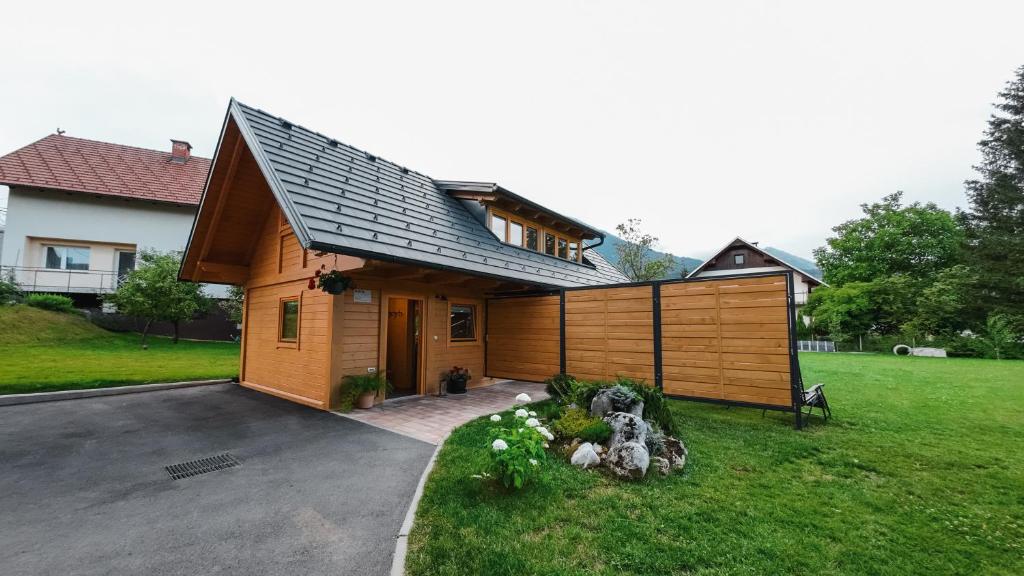 A Nest Under the Karawanks, Žirovnica