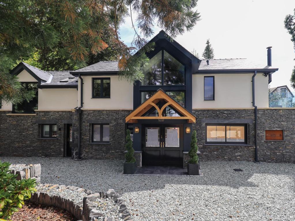 Hare's Breath, Windermere