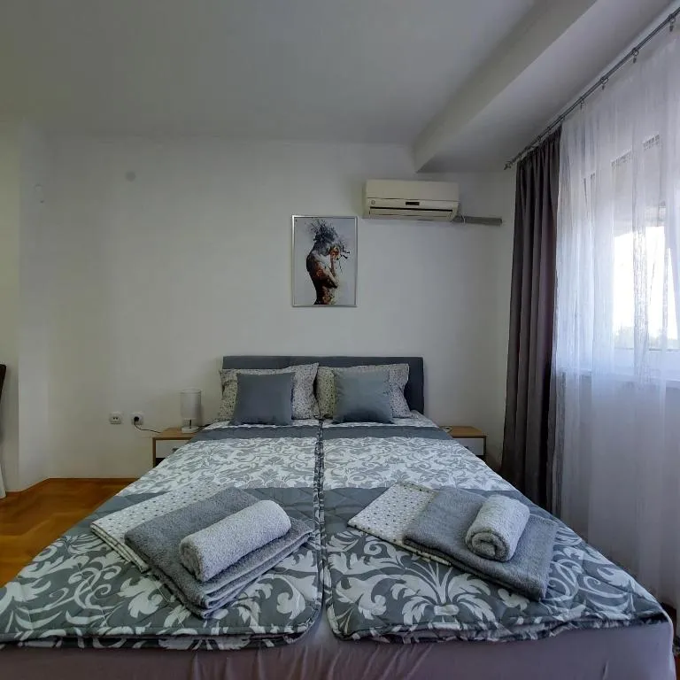 Apartman Tara, hotel in Sremska Mitrovica