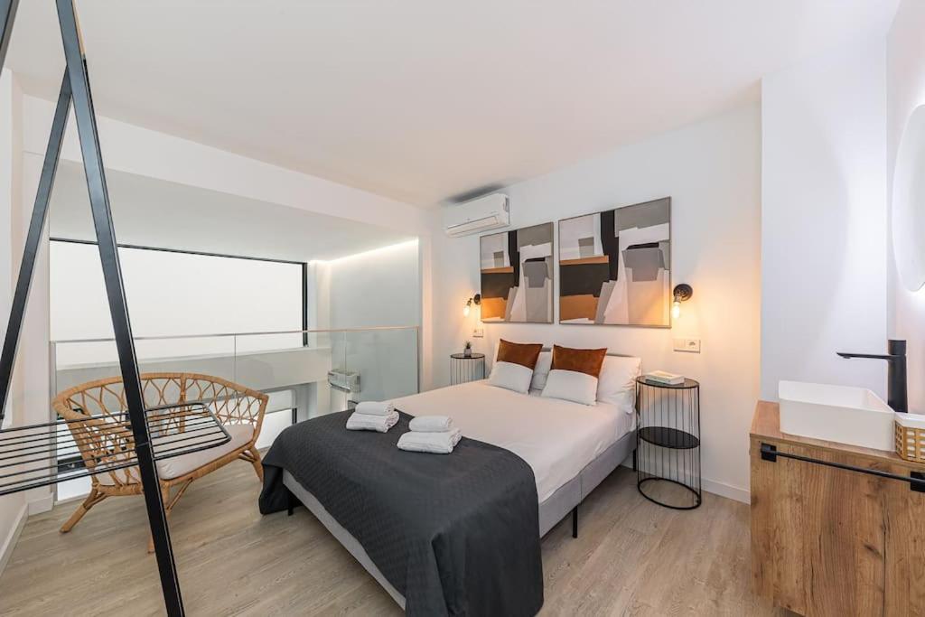 Duplex in B. Salamaca - Wizink Center 6 Pax H126 - 2