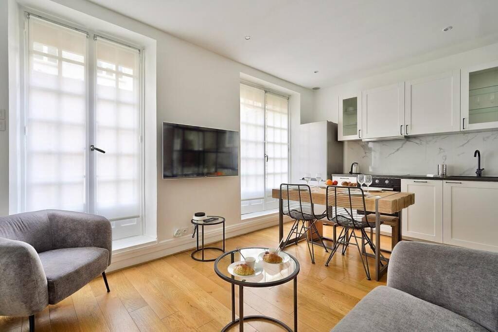 Magnifique appartement proche Tour Eiffel - 2