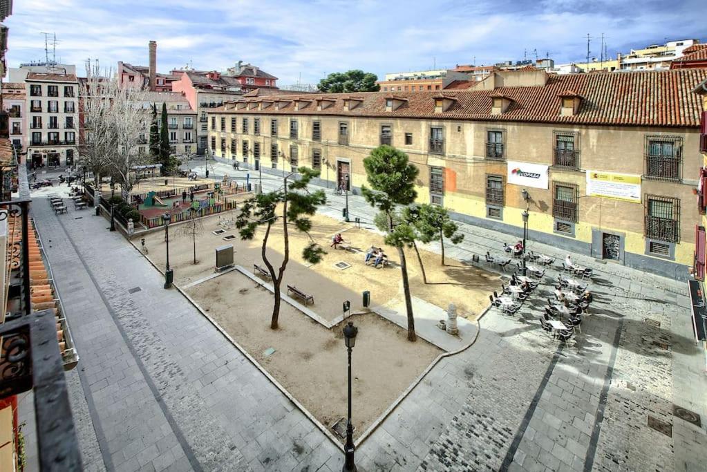 Authentic apartment in Madrid-COMENDA-1-DE - 2