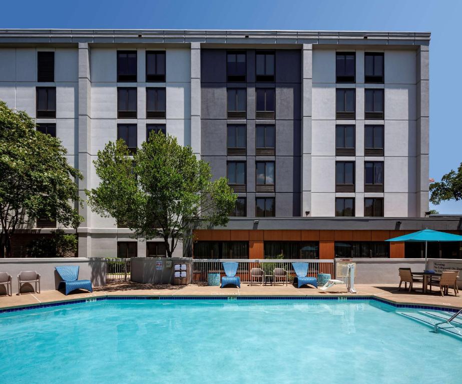 Hampton Inn by Hilton Austin NW near The Domain 外観