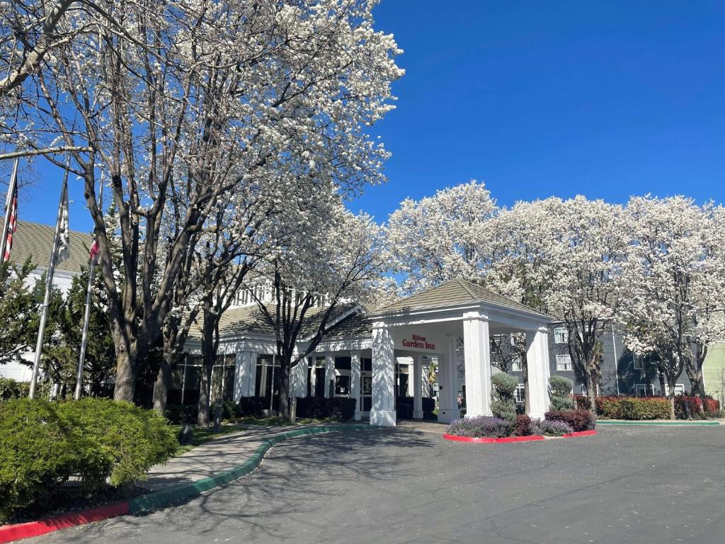 Hilton Garden Inn Sacramento/South Natomas photo