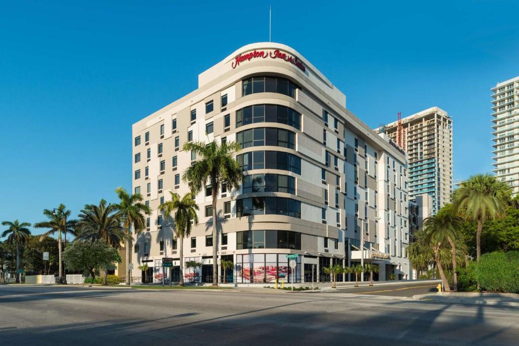 Exterior view, Hampton Inn and Suites Miami Midtown in Miami (FL)