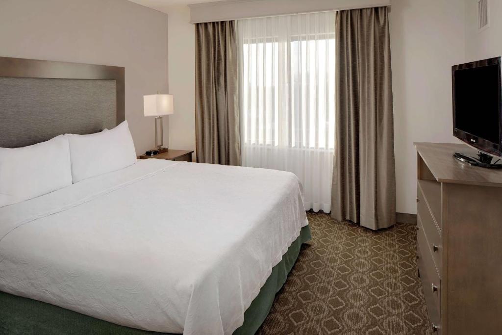Homewood Suites by Hilton Minneapolis-Mall Of America photo