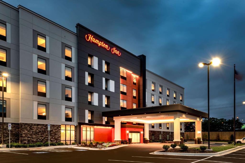 Hampton Inn Baltimore Bayview Campus photo