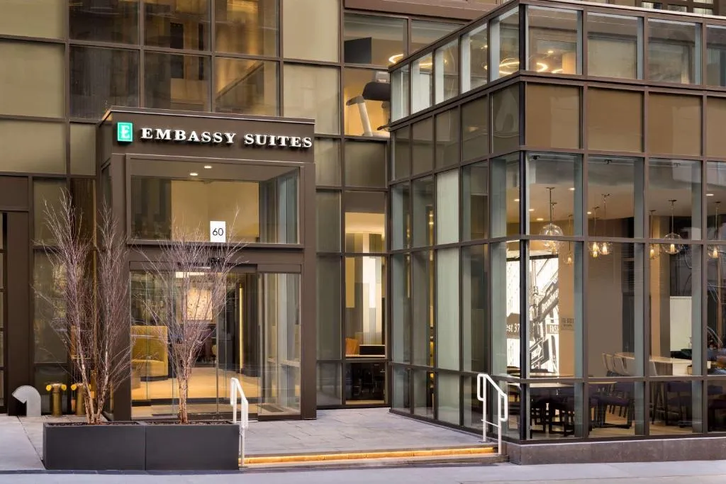 Embassy Suites By Hilton New York Manhattan Times Square, Hotel in New York