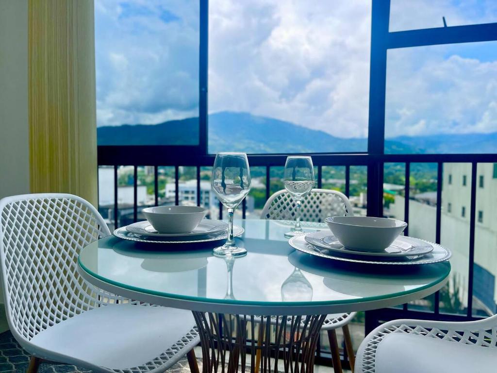 Grandiosa vista al lado del centro comercial Portal del Quindio 2 - 1
