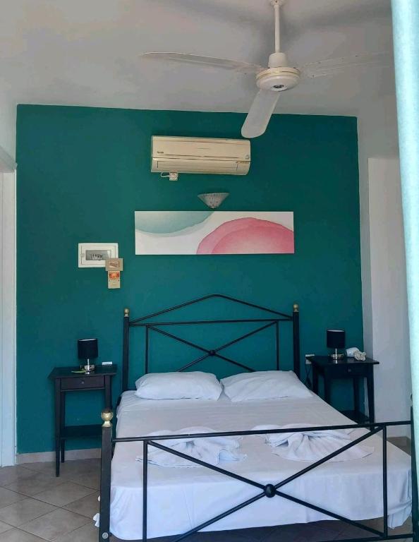 Pansion Limni — Hotel rooms in Keri, Ionian Islands