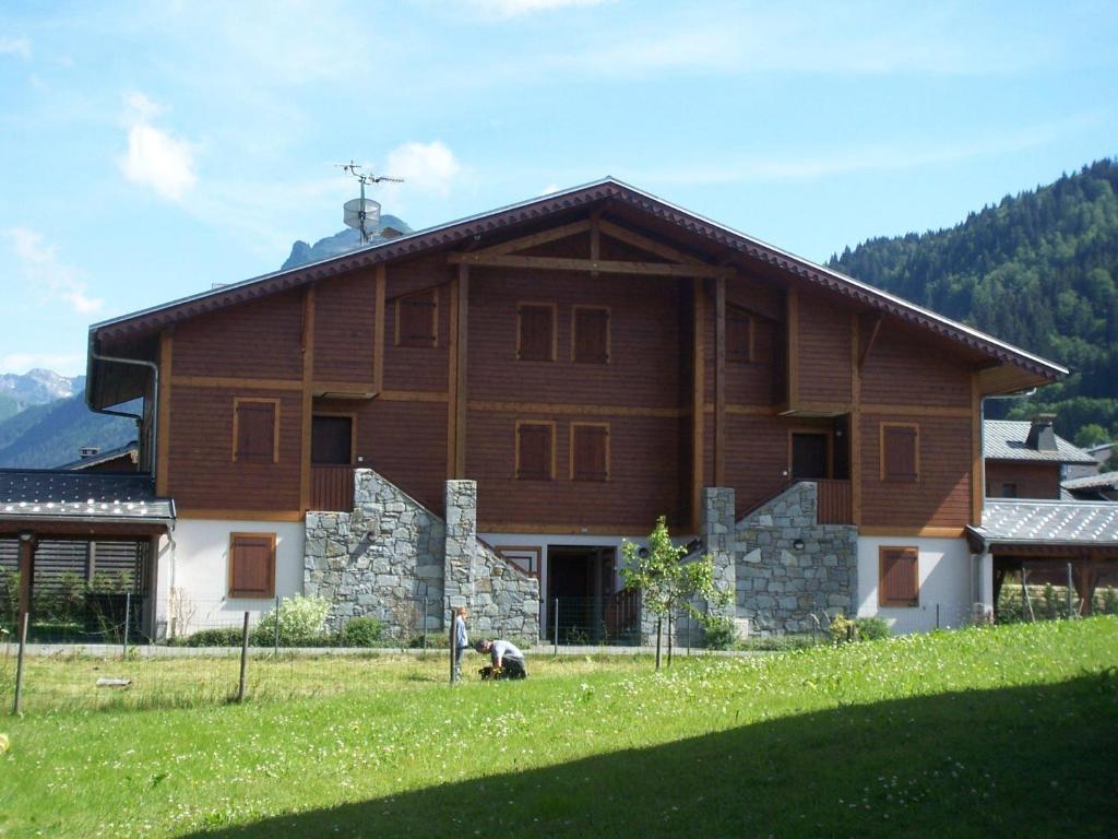 Grand appartement 6 pièces, 9 pers, à 800m centre de Morzine, WiFi, parking - FR-1-754-12 - 2