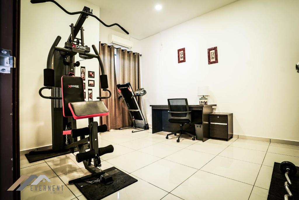 Curtin Waters Homestay by Evernent photo
