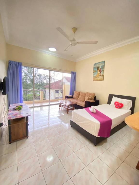 Teluk Batik Holiday Apartment의 레저 활동 사진