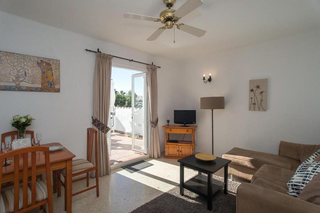 Tetuan 31 Oasis Properties - 2