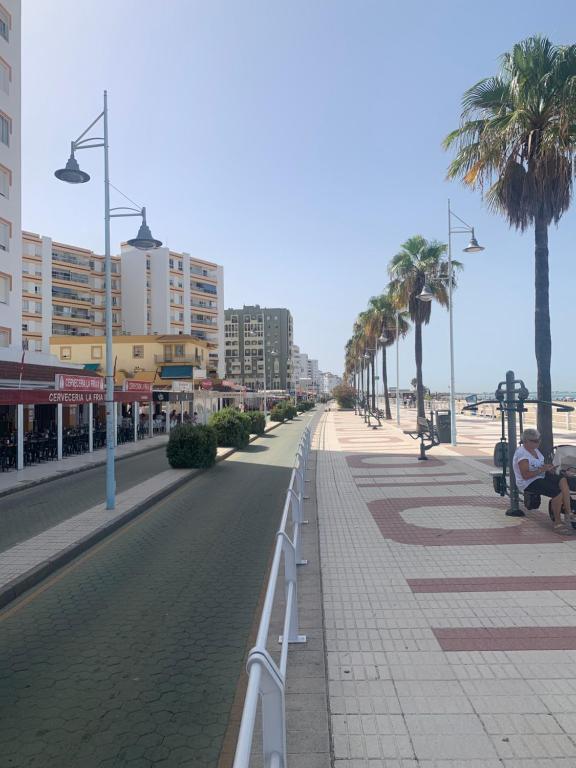 Apartamento en primera línea de playa Valdemar 1 - 3