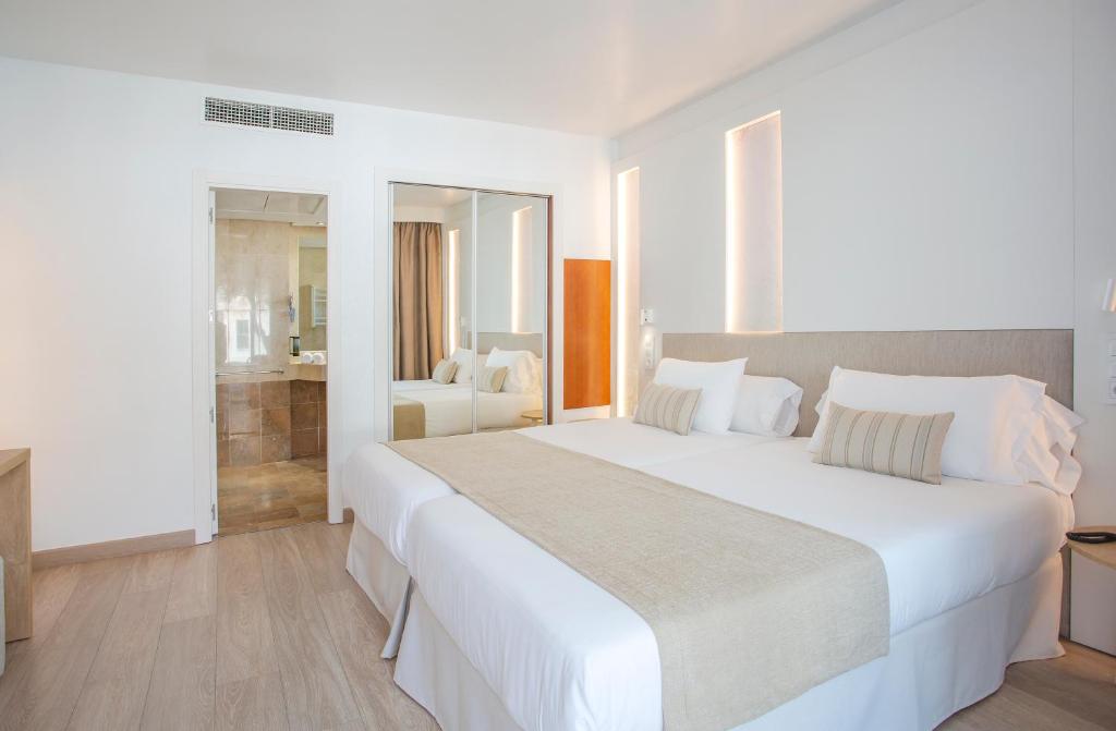 Marins Playa — Pokoje in Cala Millor, Baleary