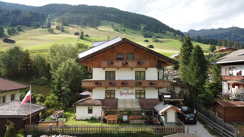 Haus Alpenfrieden - 2