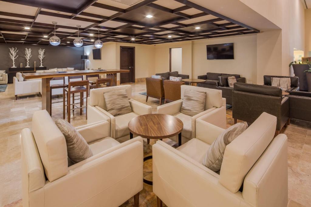 Holiday Inn Monterrey Valle photo
