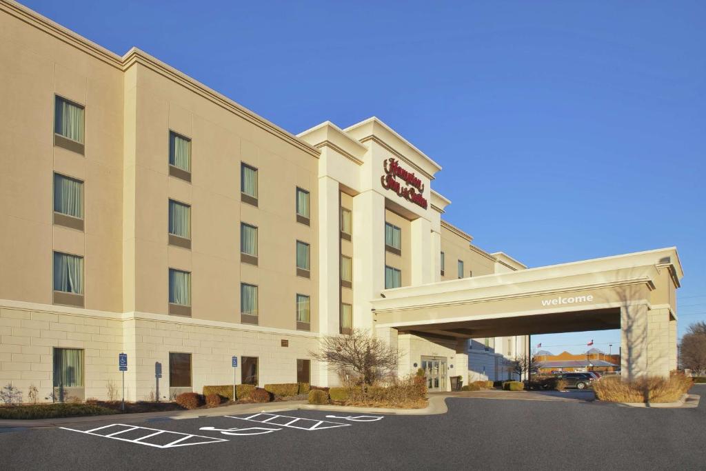 Hampton Inn Suites Wichita Northeast photo