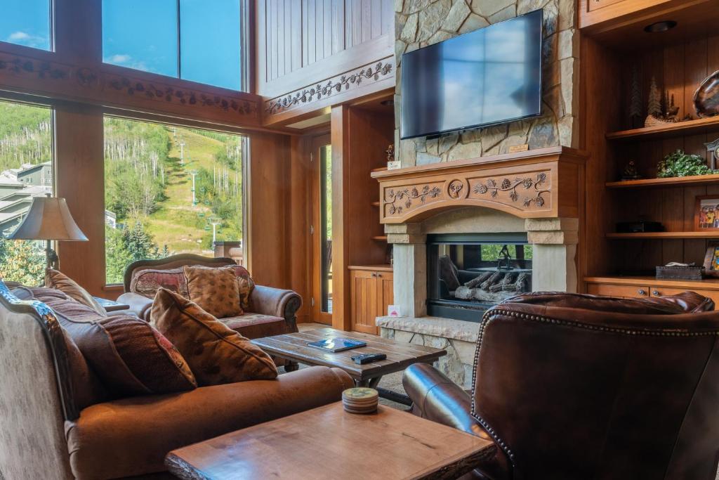 3Bd Loft With Ski In Out Access And Panoramic Views! Condo, Avon