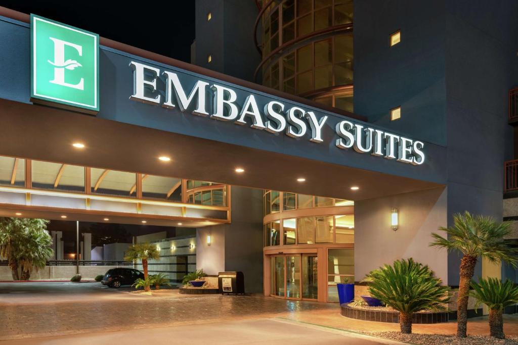 Photo 2 of Embassy Suites by Hilton Convention Center Las Vegas
