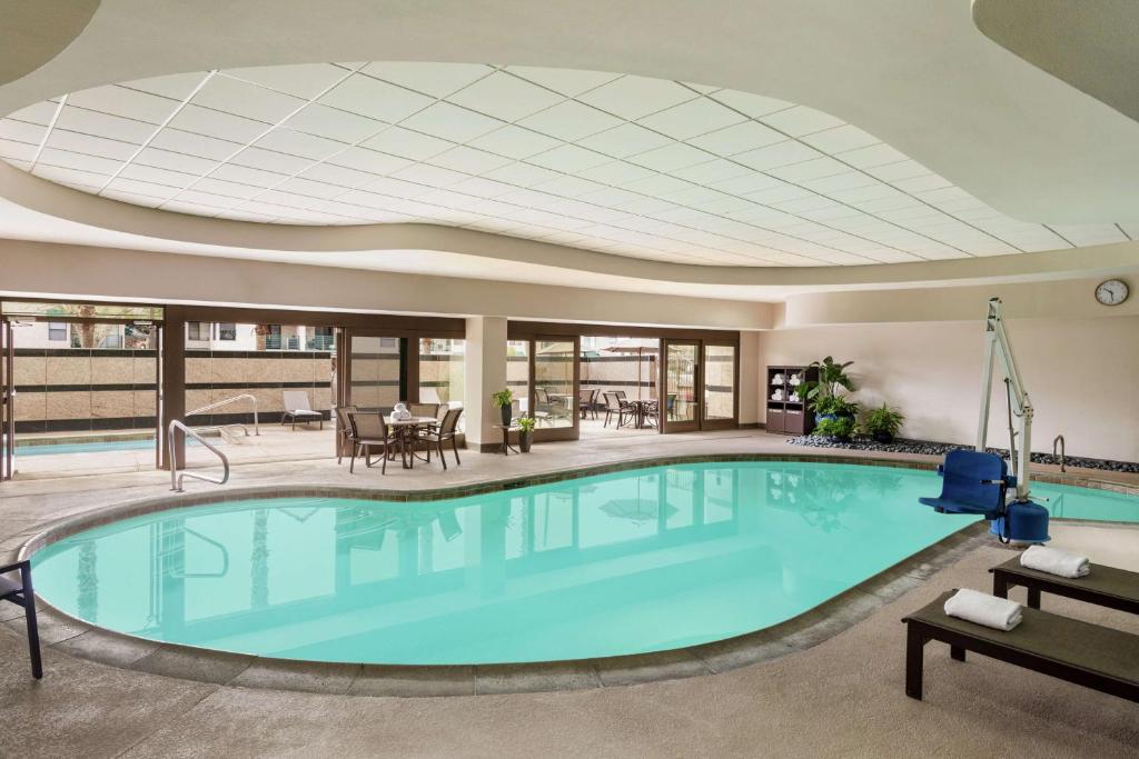 Photo 7 of Embassy Suites by Hilton Convention Center Las Vegas