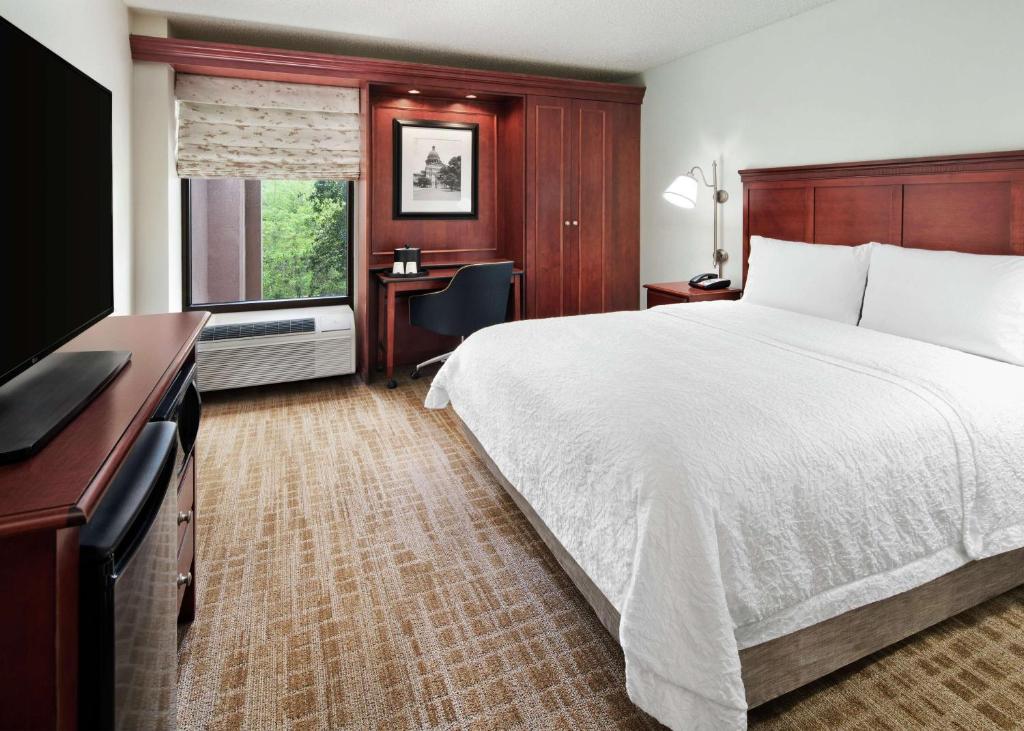 Hampton Inn Austin-North @ I-35 & Hwy 183