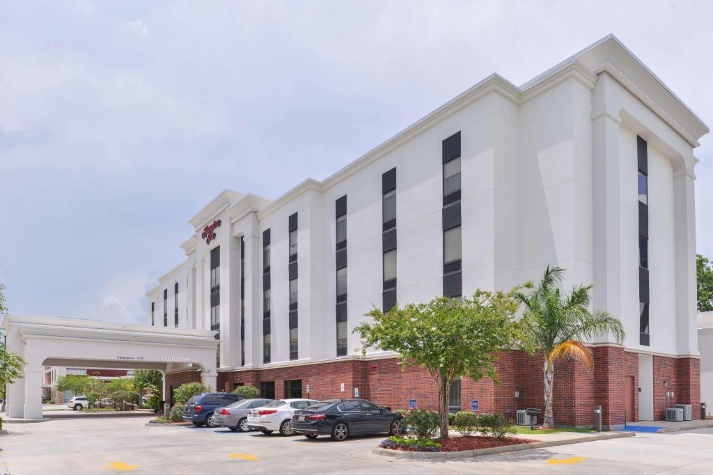 Hampton Inn Gonzales photo