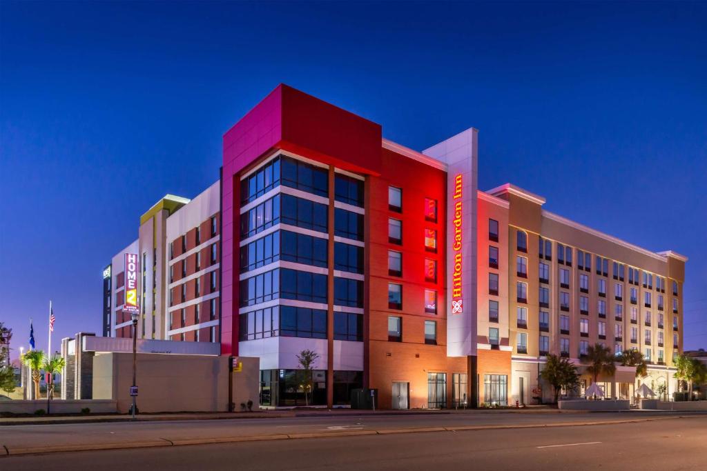 Hilton Garden Inn Columbia Downtown photo