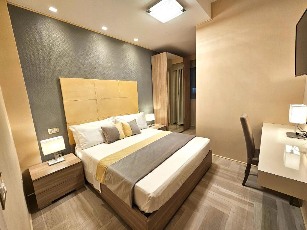 Astoria Supreme - Modern Boutique Suites - 3