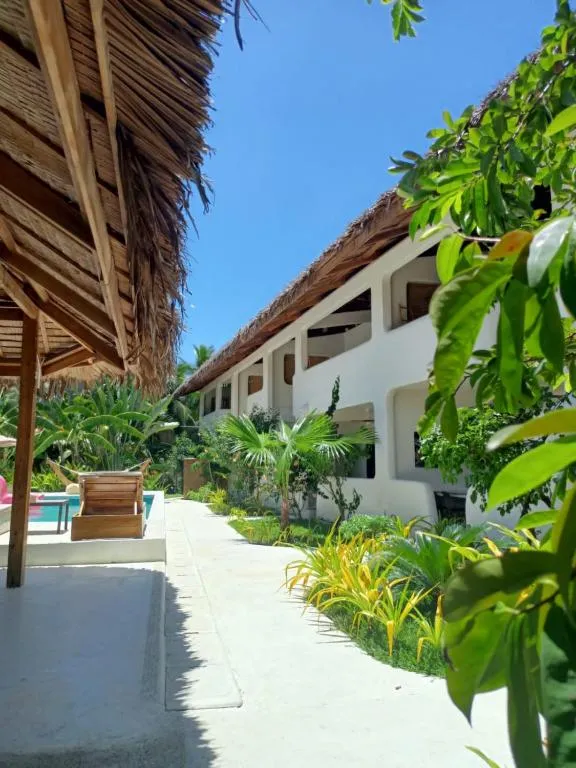 Parrots Boutique Resort, hotel in San Vicente