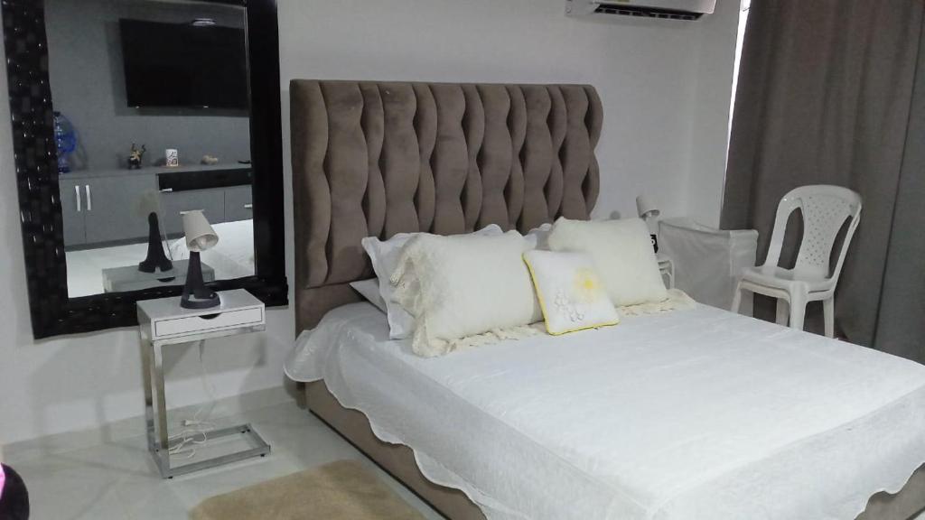 Apartaestudio Edif Bahía Fragata - 2