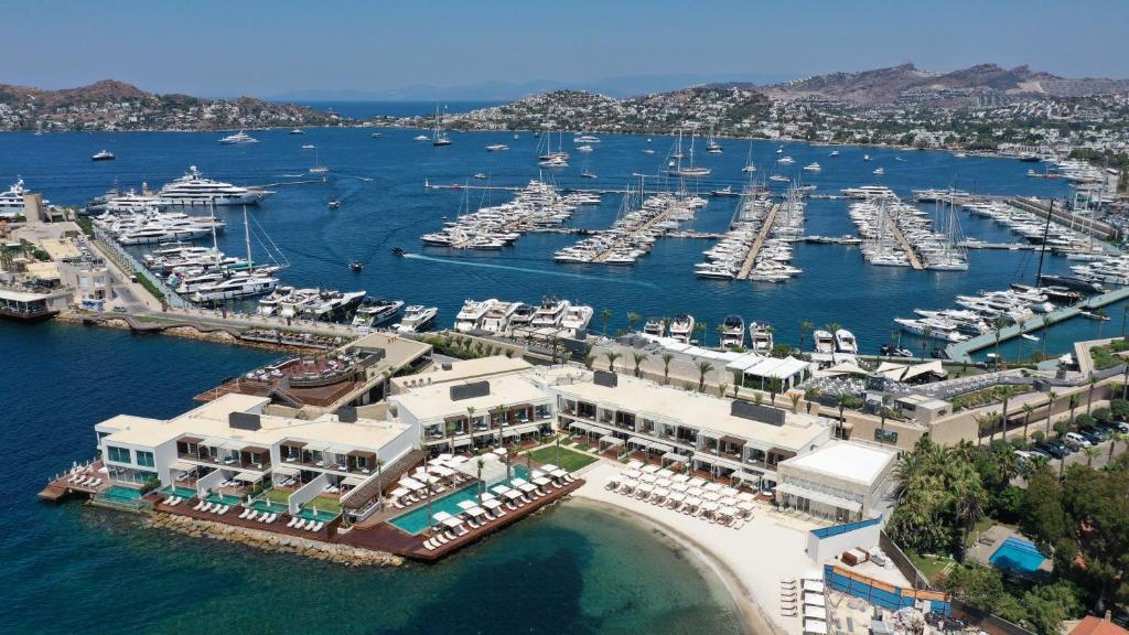 Yalikavak Marina Hotel By Social Living Collection — Hotel in Bodrum