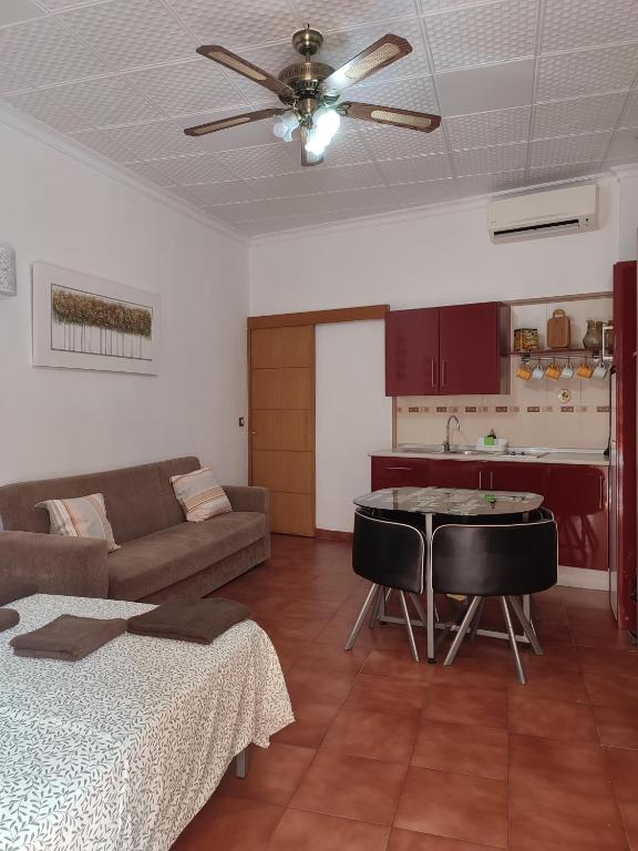Sunny Holiday Studio - 3