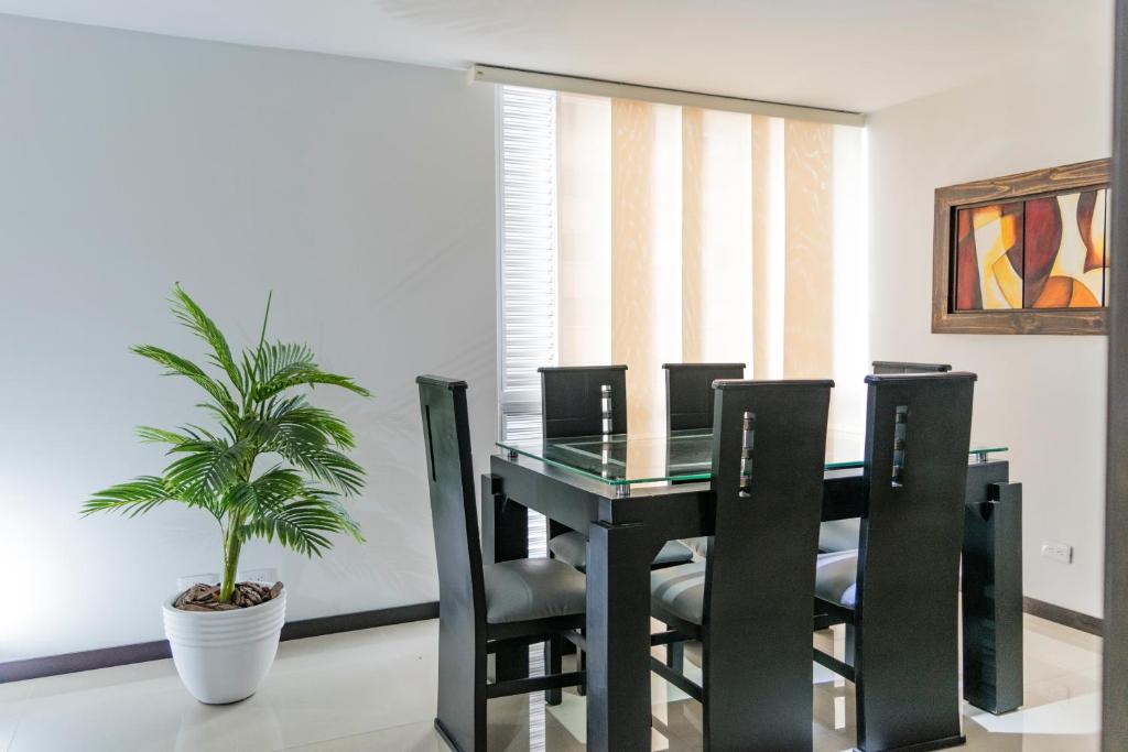 Super Apartment El Poblado Tesoro 2 rooms, 3 baths - 6 guests - 4