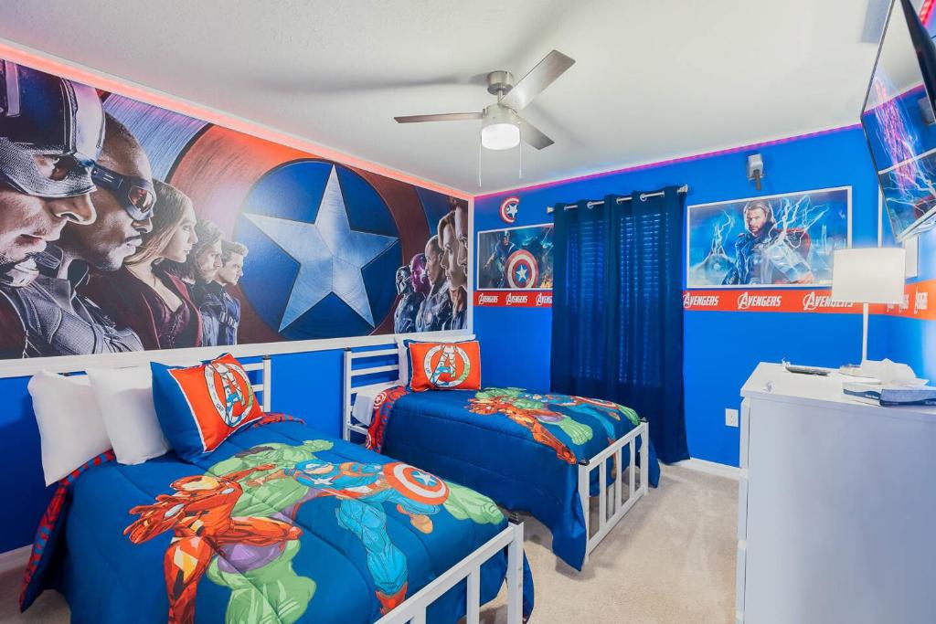 Private Pool Game Room in Resort with Clubhouse, Davenport