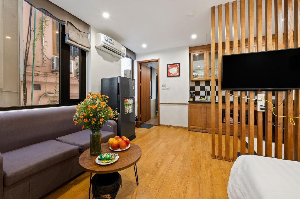 22Housing luxury Hotel & Residence 39 Linh Lang photo