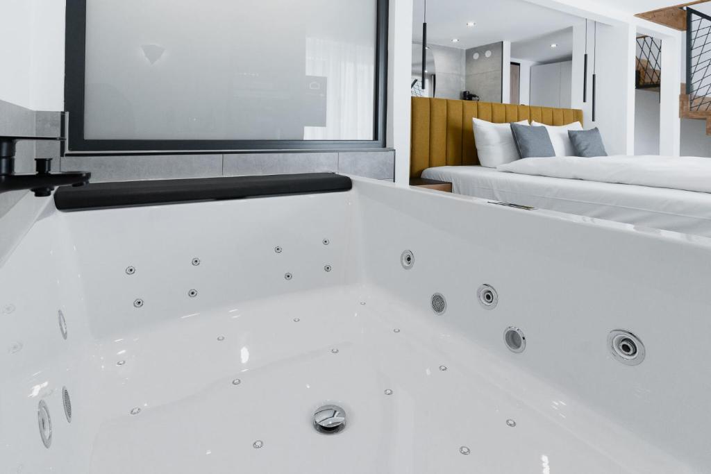 Hotel Andante Rust outdoor swimming pool