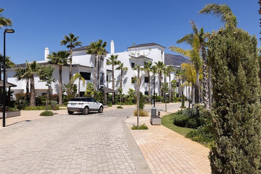 Brand New Gorgeous 2 Bed Apartment at Estepona Hills! - 4