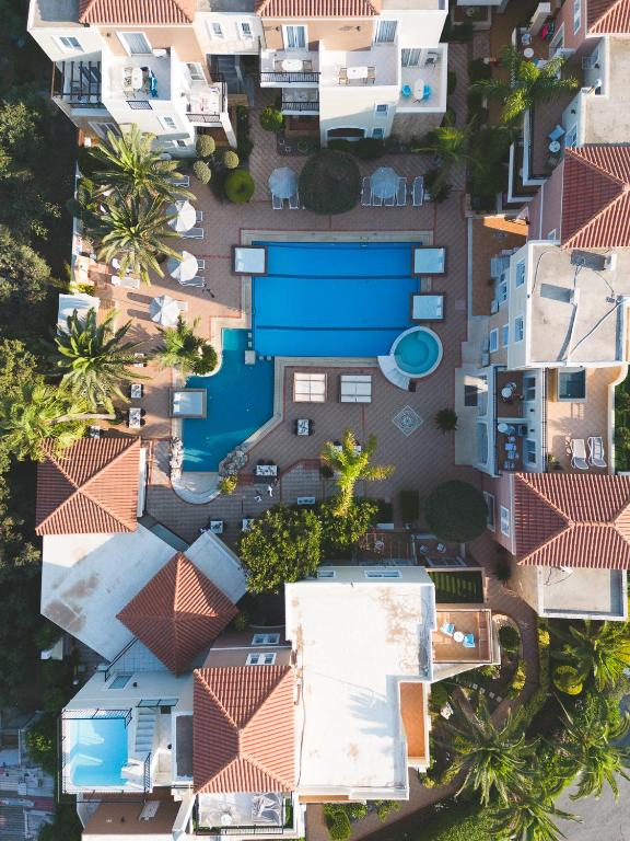 スイミングプール