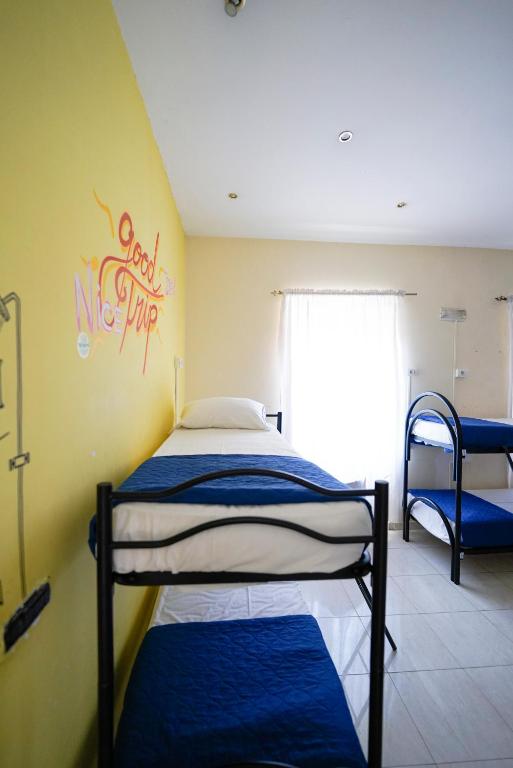 Los Mochileros Hostel - Age Limit 18-28 photo