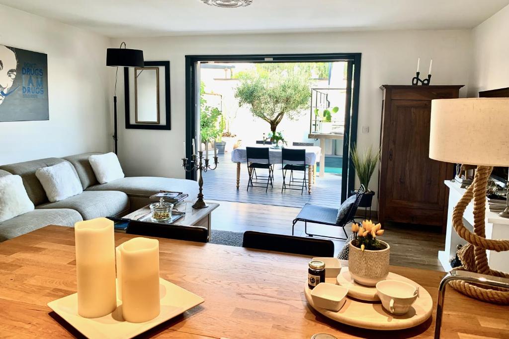 La Maison Blanche 5*, Piscine & vue Cité Médiévale - 3