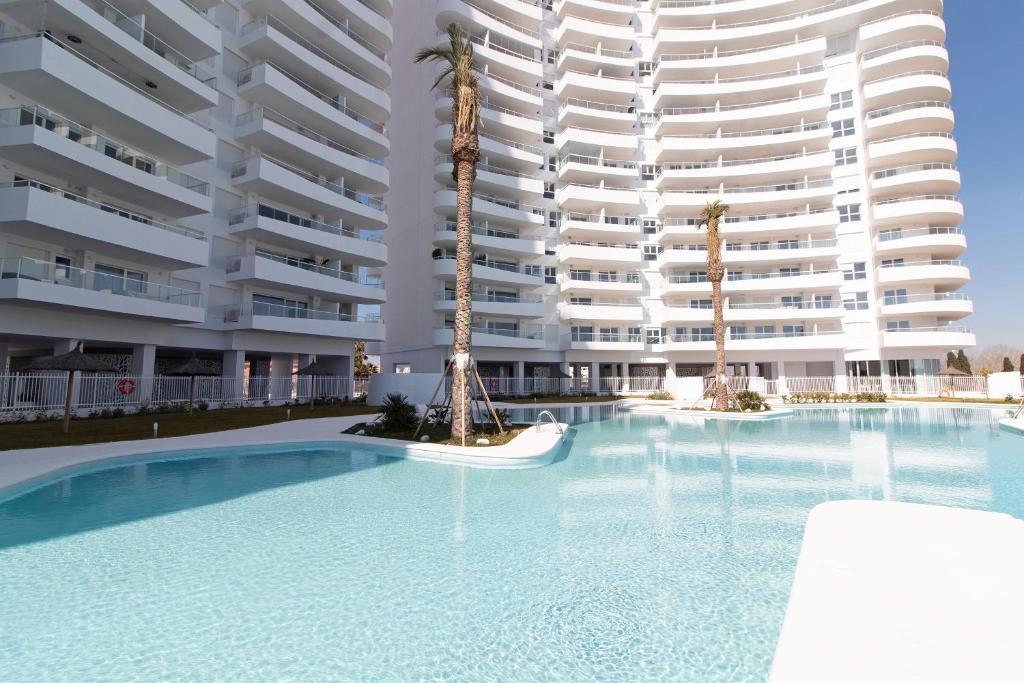 Global Vacacional, Nuevo apartamento con terraza en Gran Canet Residencial - 2