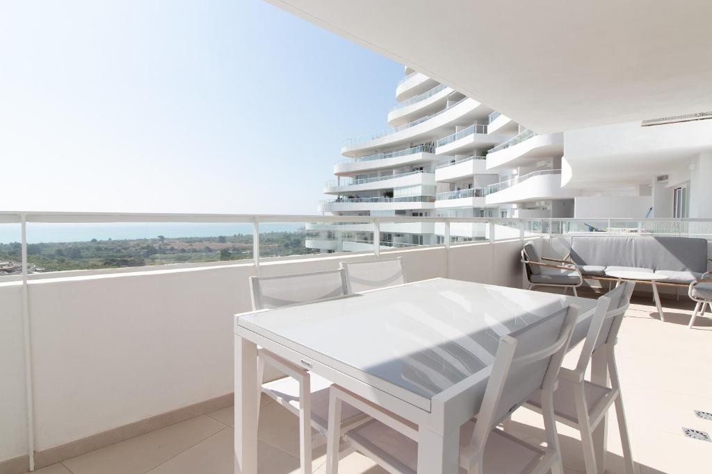 Global Vacacional, Nuevo apartamento con terraza en Gran Canet Residencial - 4