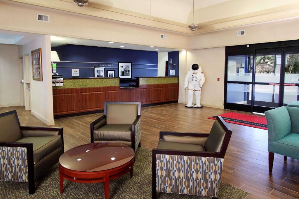 Hampton Inn Cocoa Beach/Cape Canaveral photo
