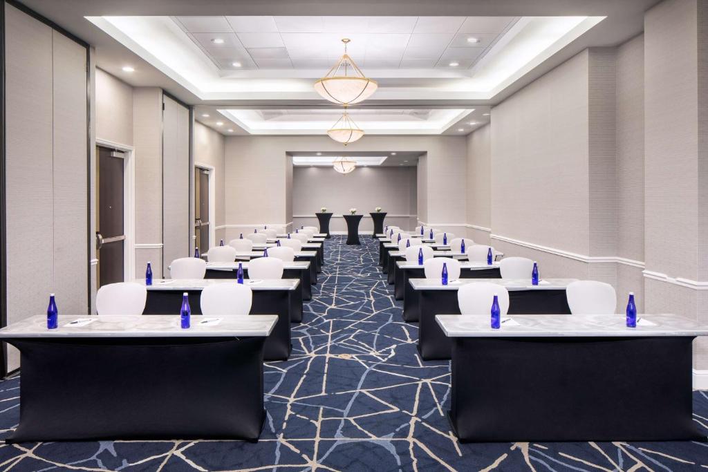 Tárgyalóterem/bálterem